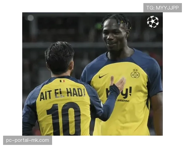 聚焦:马赛球迷团体抗议欧冠晚间开球时间过晚,影响本土观众 聚焦:马赛球迷团体抗议欧冠晚间开球时间过晚,影响本土观众